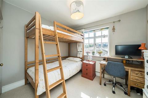 11 Watts Lane, Teddington, TW11 8HQ