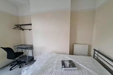 3 bedroom flat to rent - Widok 3