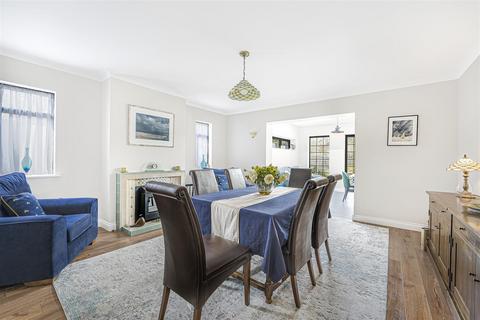 6 Johns Road, Meopham, Gravesend, DA13 0LP
