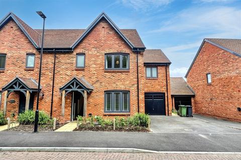 4 bedroom semi-detached house for sale, Eastleigh