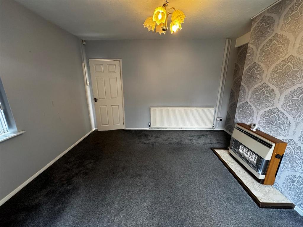 Living room 2.jpg