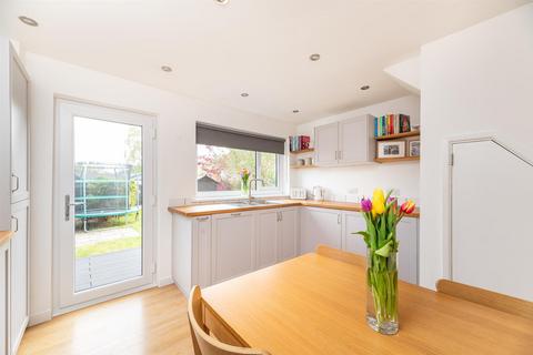73 Church Close, Pool In Wharfedale, Otley, LS21 1LW