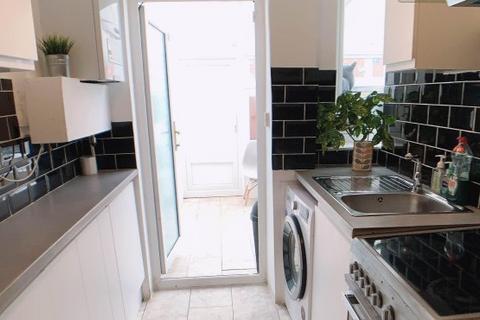 5 bedroom house share to rent, Ablett Street