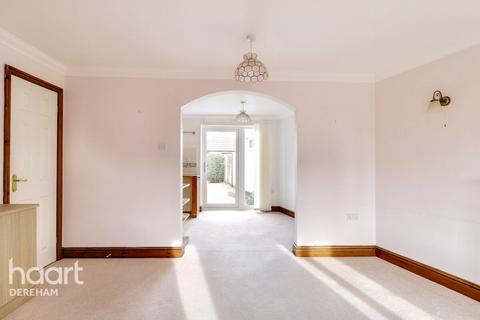 2 bedroom terraced house for sale, Honeysuckle Drive, Dereham