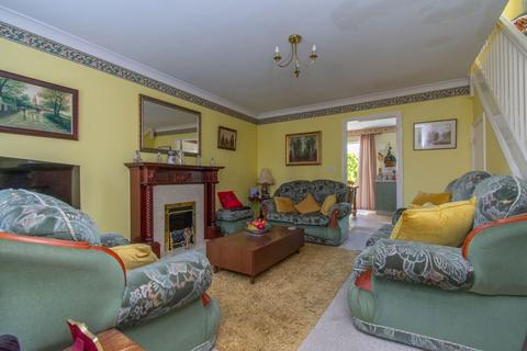 6 Ambleside Way, Leicester, LE2 9GJ
