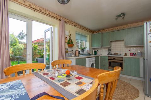6 Ambleside Way, Leicester, LE2 9GJ