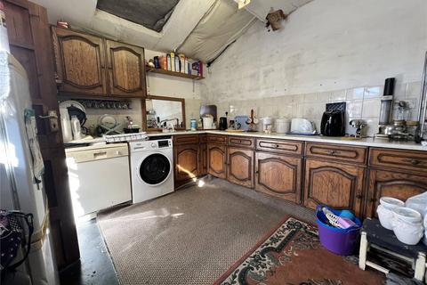 207 Oldham Road, Ashton-under-lyne, OL7 9AS