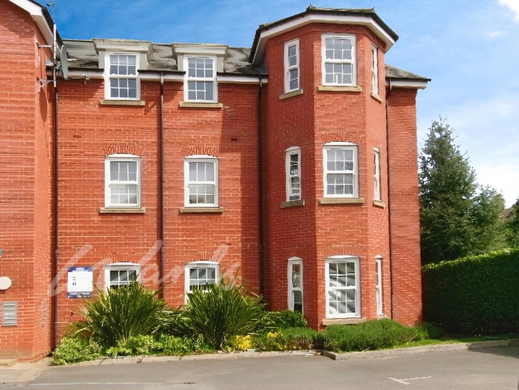 Pritchard Court George Roche Road CT1 2 bed ground floor flat - £1,300 ...