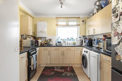 2 bedroom maisonette to rent, Mansford Street, London, E2