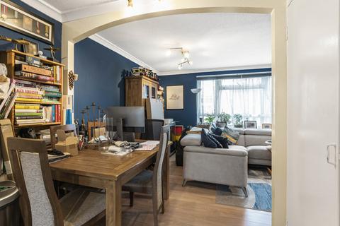 2 bedroom maisonette to rent, Mansford Street, London, E2