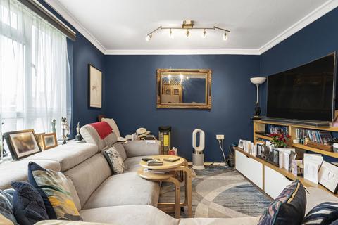 2 bedroom maisonette to rent, Mansford Street, London, E2