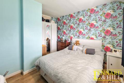 11 Usk Road, Aveley, South Ockendon, RM15 4PB