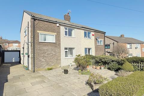 Hill End Grove, Horton Bank Top, Bradford, BD7