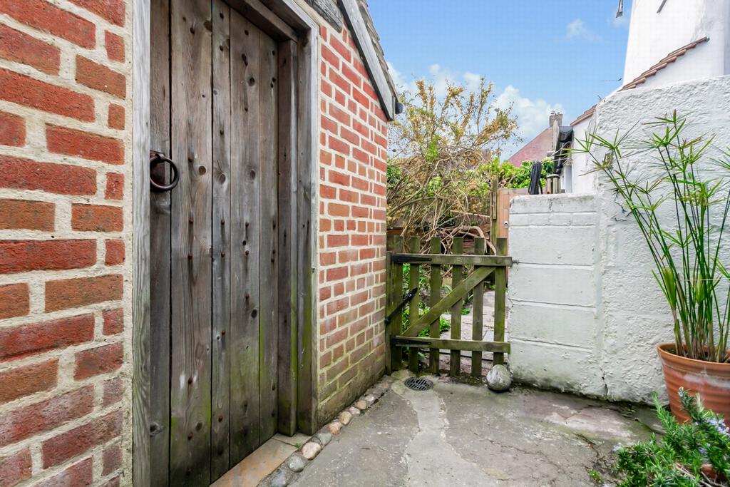 Outbuilding