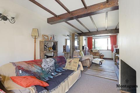 3 bedroom semi-detached house for sale, Rowley Mead, Thornwood, CM16