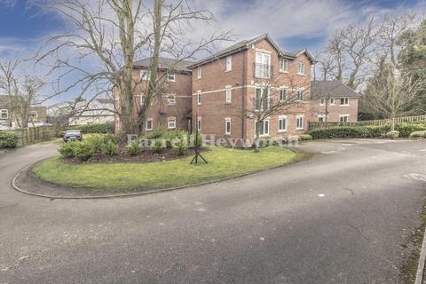 2 bedroom flat to rent, Thurlwood Croft, Bolton BL5