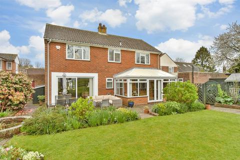 4 bedroom detached house for sale, The Street, Wormshill, Sittingbourne, Kent