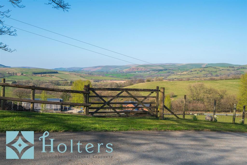 Fedw, Hundred House-23.jpg