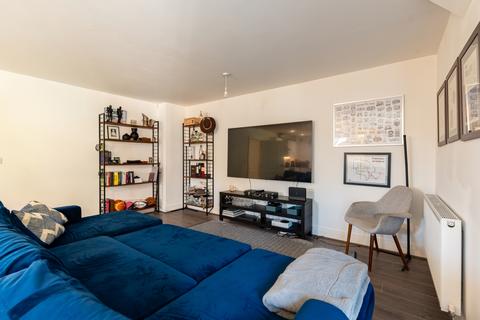 2 bedroom apartment to rent, The Gables, 6 Cumnor Hill, Oxford, Oxfordshire, OX2
