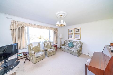 2 bedroom detached bungalow for sale, Highfields Road, Chasetown, Burntwood WS7