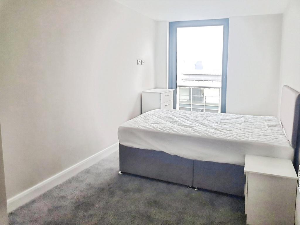 Apartment in Yorkshire - View 4