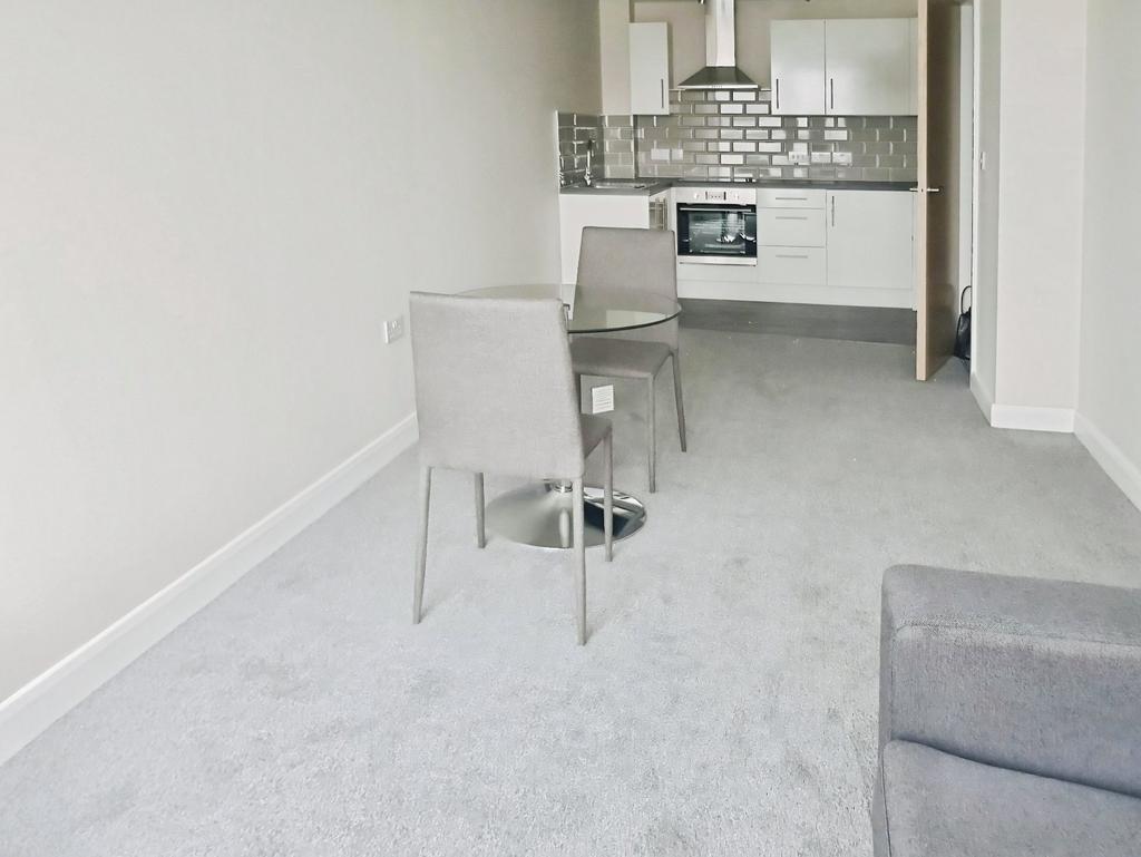 Apartment in Yorkshire - View 5