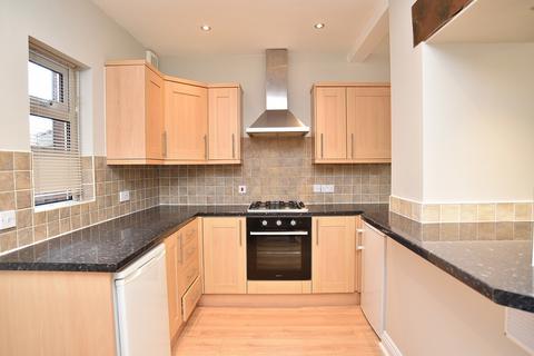 2 bedroom end of terrace house to rent, Church Avenue, Harrogate, HG1 4HG