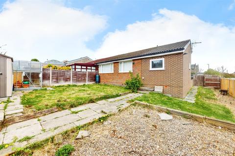 3 bedroom semi-detached bungalow for sale, Windmill Crescent, Northowram, Halifax