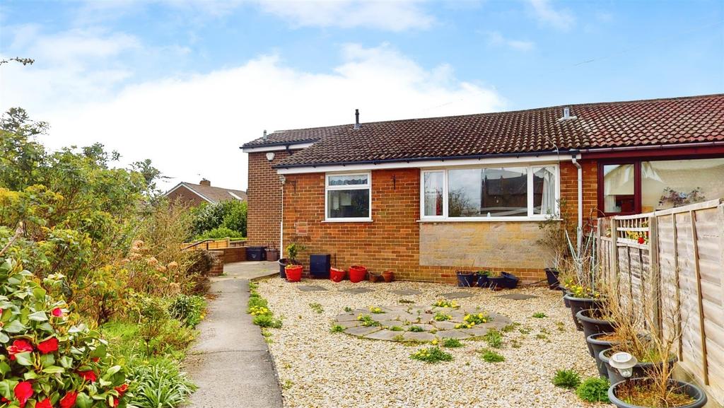 3 bedroom semi-detached bungalow for sale