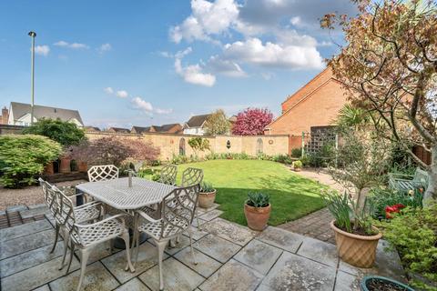 4 bedroom detached house for sale, Bure Park,  Bicester,  Oxfordshire,  OX26