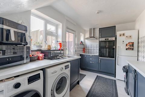19 Meadow Road, Bungay, NR35 1LE
