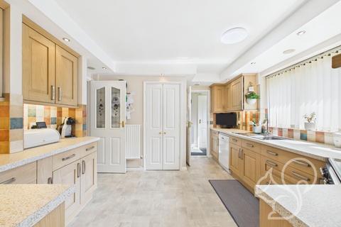 3 bedroom detached house for sale, Blenheim Drive, Colchester