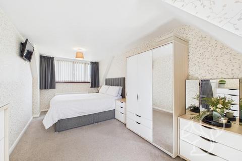 3 bedroom detached house for sale, Blenheim Drive, Colchester