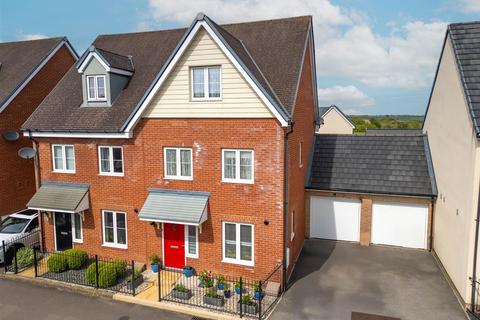 undefined, Brandy Street, Aylesbury HP18