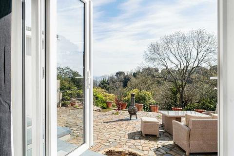 9 Ansteys Close, Torquay, TQ1 2QP