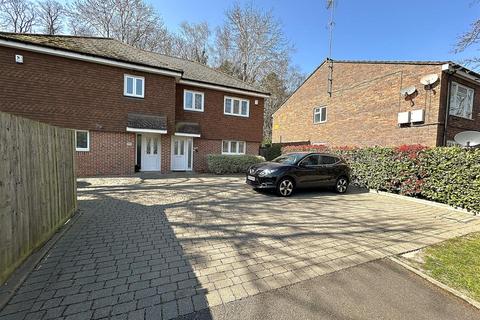 4 bedroom semi-detached house for sale, Ravensbourne Avenue, Bromley