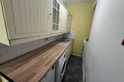 1 bedroom flat to rent, Kings Road, Pontcanna,