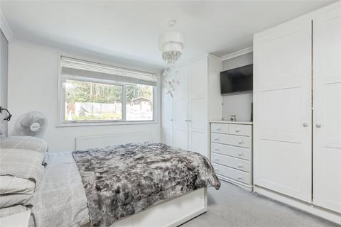 1 Fairview Drive, Higham, Rochester, ME3 7BG