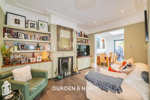 4 bedroom terraced house for sale, Dover Road, Aldersbrook E12