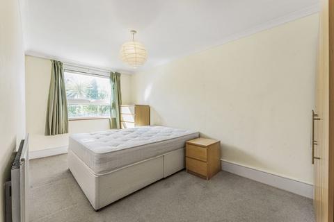 39 Barleycorn Way, London, E14 8DE