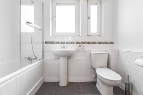 39 Barleycorn Way, London, E14 8DE