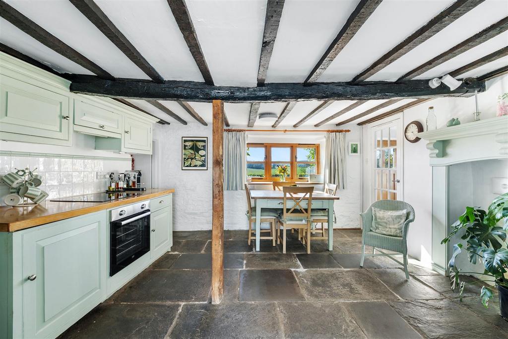 1024 Tiled House-36.jpeg