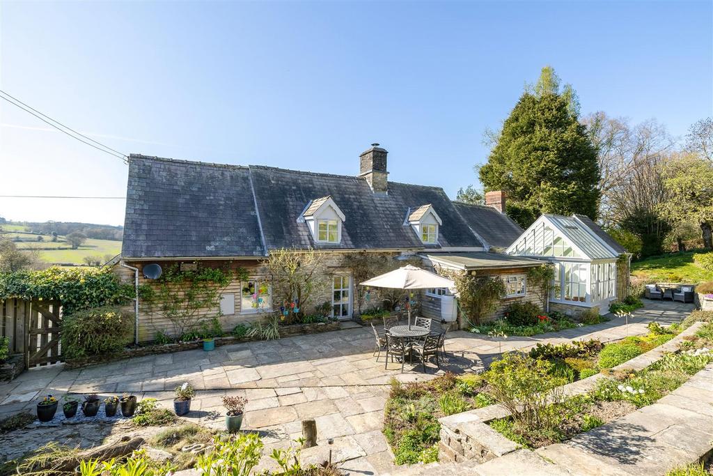 1024 Tiled House-15.jpeg