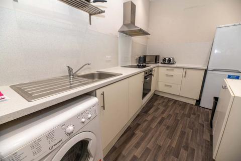 undefined, 0839L Leven Street, Edinburgh, EH3 9LG