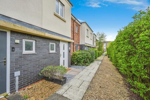 62 Armada Close, Lichfield, WS14 0GJ