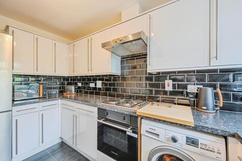 62 Armada Close, Lichfield, WS14 0GJ