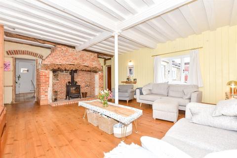 4 bedroom detached house for sale, Hatch Lane, Chartham Hatch, Nr Canterbury, Kent