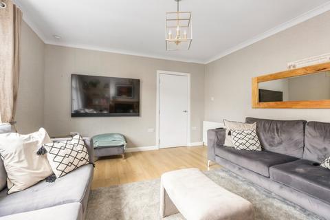 89 Charles Street, Penicuik, EH26 0HJ