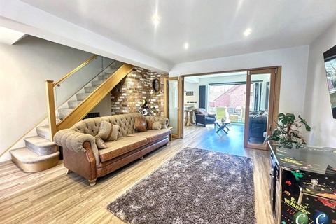 5 bedroom detached house for sale, Chase Side Drive, Rugeley