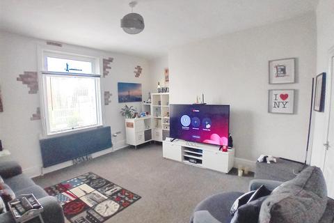 2 bedroom end of terrace house for sale, Wadham Terrace, South Shields NE34
